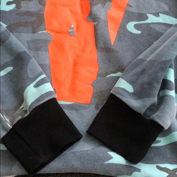 Vlone hoodie - Picture 5 of 5
